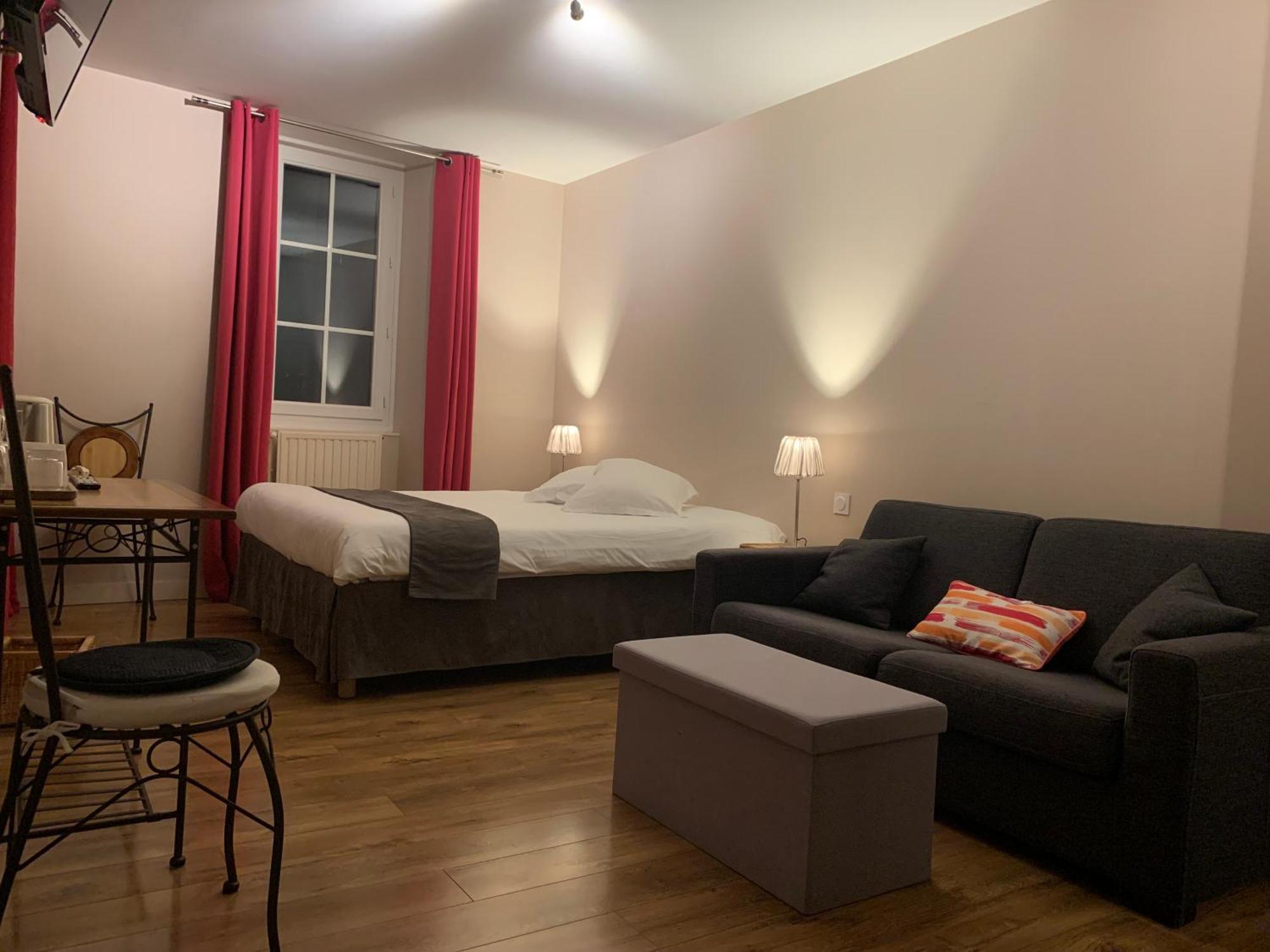 בליי Auberge Du Porche מראה חיצוני תמונה